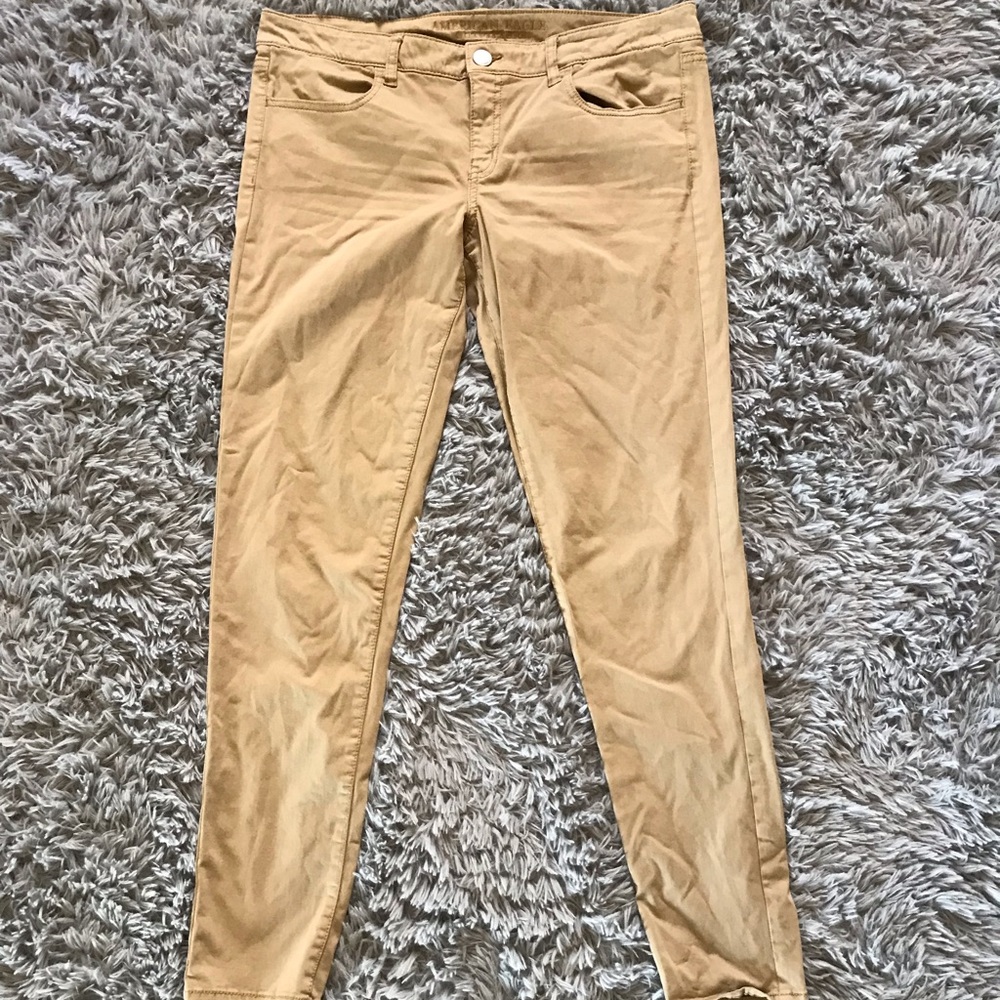 AEO skinny khaki pants